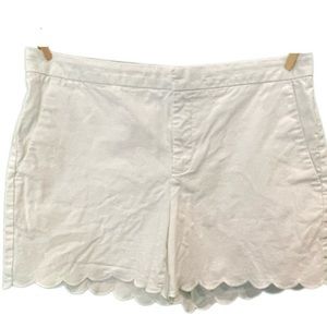 Banana Republic Sz. 10 Scalloped Hem Shorts